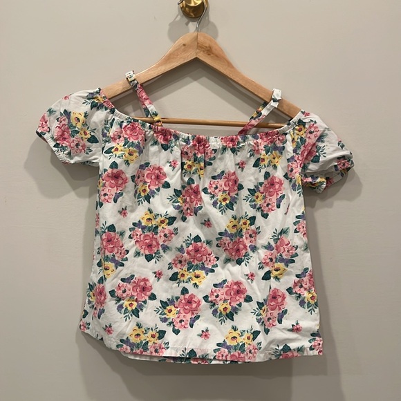 Janie and Jack floral off the shoulder top - Picture 4 of 4